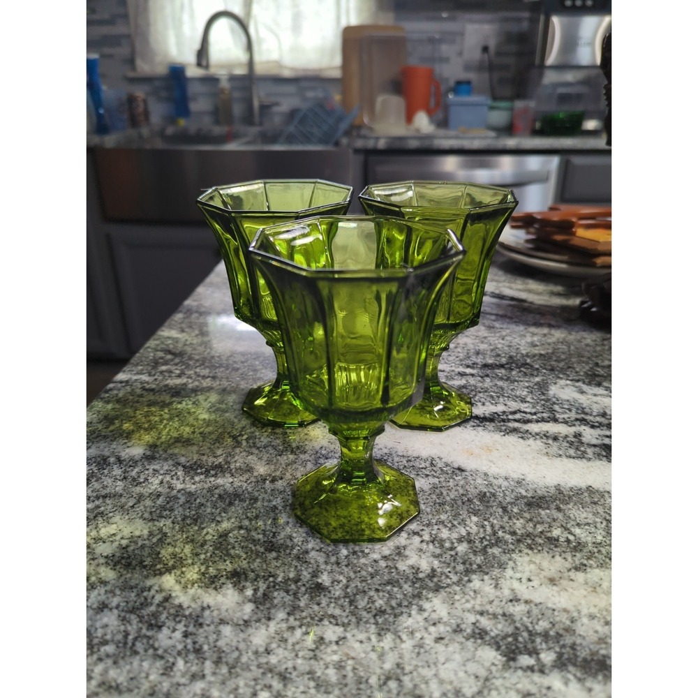 3 Vintage Independence Octagonal Avocado Green Stemmed Wine Glasses